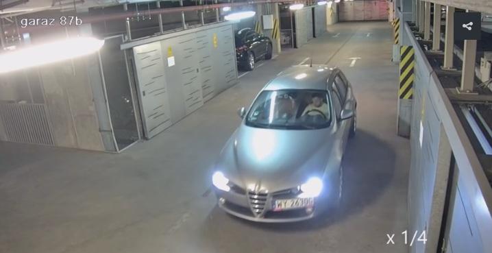 Δείτε πώς βγάζει ένας μεθυσμένος το αυτοκίνητό του από πάρκινγκ – Μην το κάνετε (Video)