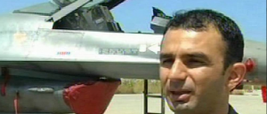 Σωτήρης Στράλης: Αυτός είναι ο πιλότος που συγκίνησε όλη την Ελλάδα