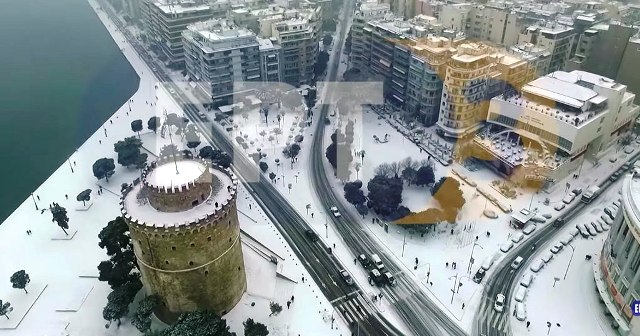 H χιονισμένη Θεσσαλονίκη μέσα από ένα βίντεο από ψηλά