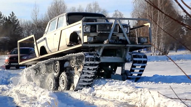 Μετέτρεψαν ένα Lada σε μορφή… τάνκ! (Βίντεο)
