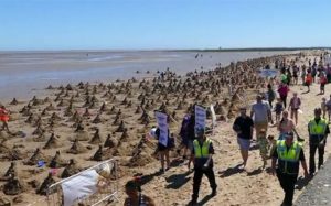 Εκατοντάδες κάστρα στην άμμο για ένα παγκόσμιο ρεκόρ