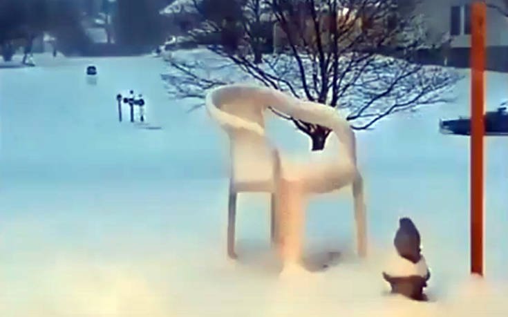 Πώς χάνεται μια καρέκλα από 80 πόντους χιόνι μέσα σε 48 ώρες