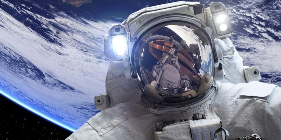 Η NASA σκέφτεται να στείλει κλόουν-αστροναύτες στο διάστημα