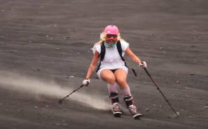 Γυναίκες έκαναν σκι στην Αίτνα