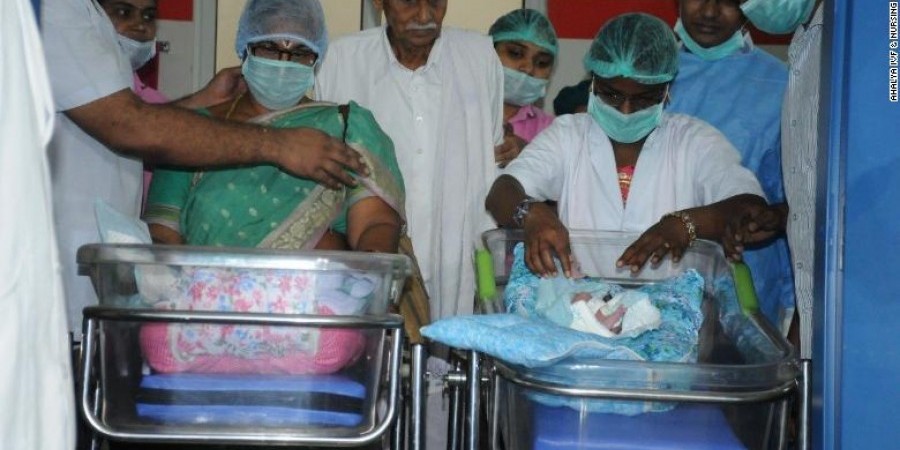 Απίστευτο:73χρονη γέννησε δίδυμα - Εγκεφαλικό από χαρά έπαθε ο σύζυγος