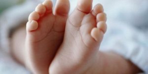 Πορτογαλία: Η γέννηση ενός μωρού χωρίς πρόσωπο συνταράσσει τη χώρα