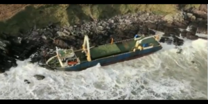 Πλοίο «φάντασμα» ξεβράστηκε στην Ιρλανδία- ΒΙΝΤΕΟ