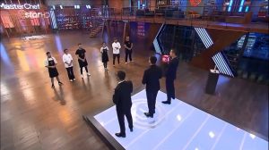 MasterChef: «Ξίνισε» το Twitter με τις φάτσες που επέστρεψαν – «Βάλανε σουπιά τη μέρα που γύρισε η Ελπίδα, βρε τους σατα...