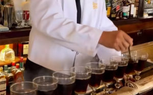 Ο μάστερ του Irish Coffee