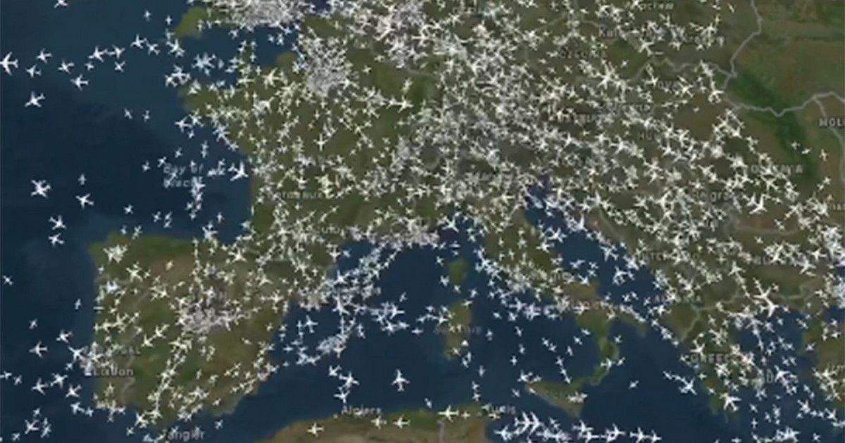 Πώς μοιάζουν live δύο ώρες εναέριας κυκλοφορίας πάνω από την Ευρώπη